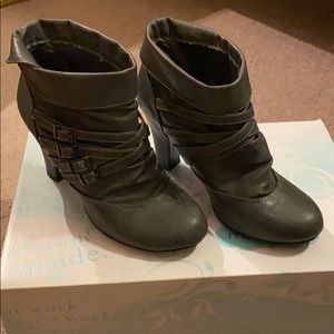 Gray Maurices boots